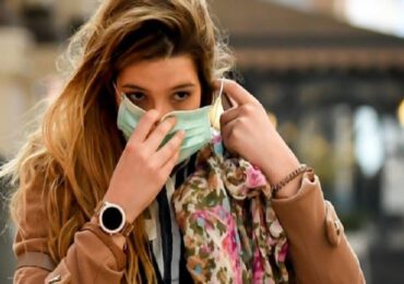 Coronavirus, le mascherine trattengono <b>CO2</b>? Studio americano smentisce