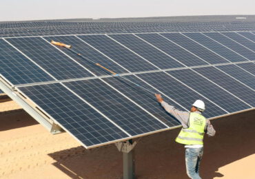 Bnef, investire 173mila miliardi per zero <b>Co2</b> al 2050