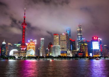Grazie alle rinnovabili le <b>emissioni</b> di <b>Co2</b> in Cina calano nonostante la crescita economica